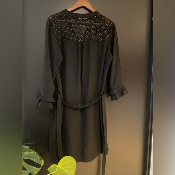 new Black dress- French Brand - Picture 2 of 9